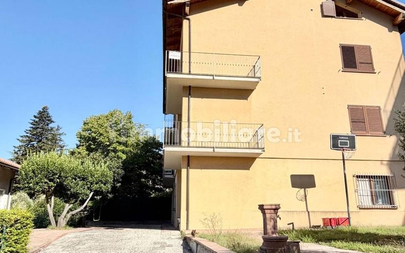 Appartamento via Valsorda, Centro, Gualdo Tadino — foto 25 di 41