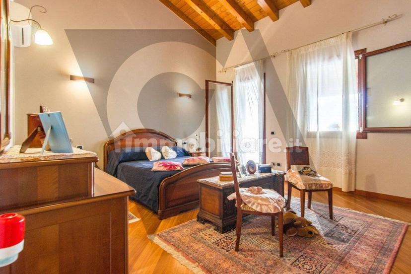 Villa unifamiliare, ottimo stato, 329 m², Centro, Campodarsego — foto 22 di 25