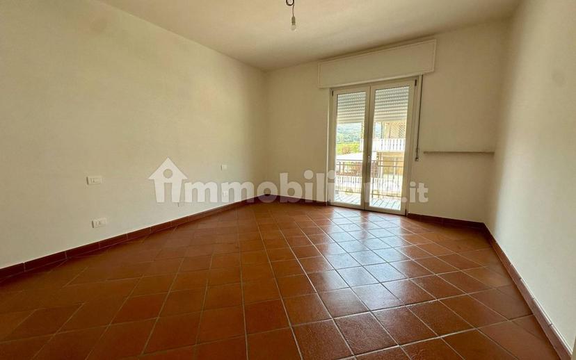Quadrilocale via Alpone 18, Centro, Montecchia di Crosara — foto 5 di 24