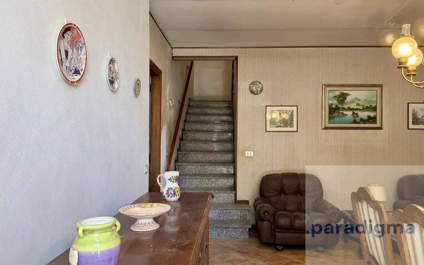 Terratetto unifamiliare via Giubellini, 6, Sale — foto 4 di 13