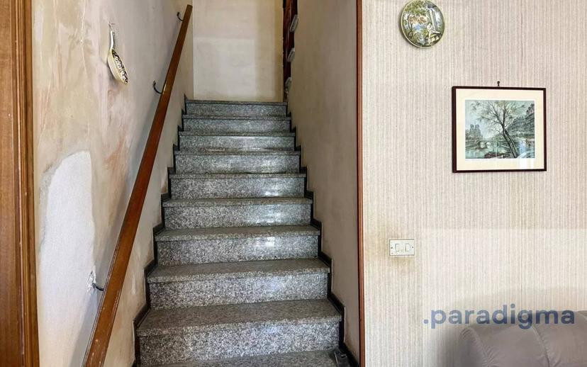Terratetto unifamiliare via Giubellini, 6, Sale — foto 3 di 13