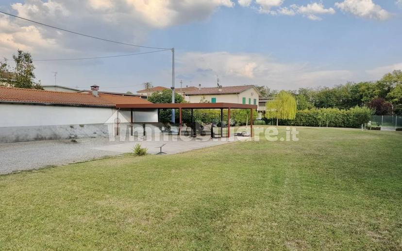 Quadrilocale via Cisa 73, Felegara, Medesano — foto 3 di 53