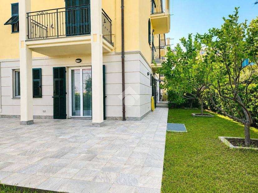 Trilocale via garibaldi 63, Riva Ligure — foto 4 di 35
