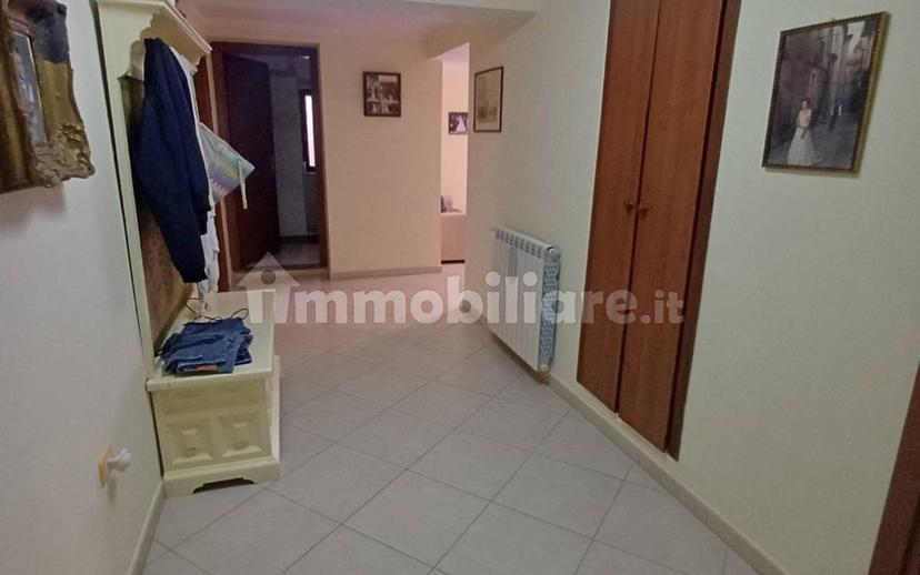Appartamento in villa via Collecedro snc, Colle Cedro, Cassino