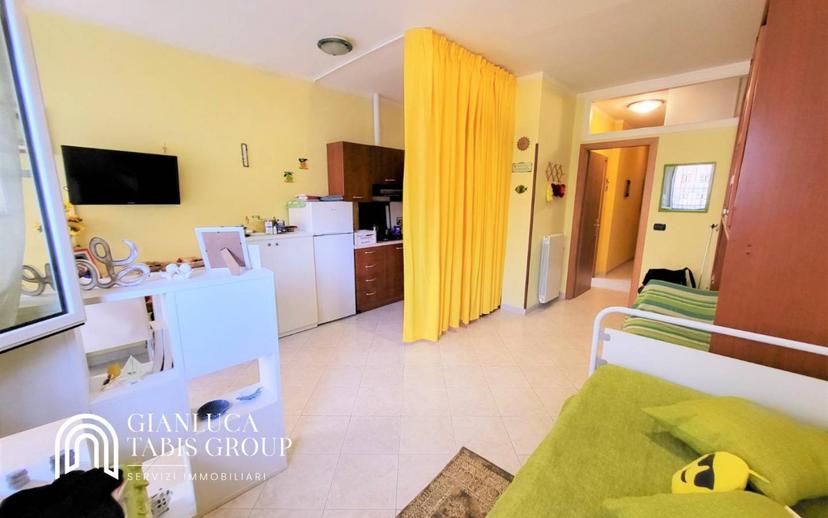 Bilocale via Milano, Centro, Pietra Ligure