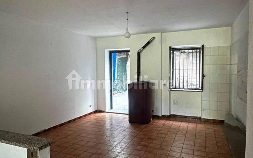 Casale frazione San Giulio 166, San Damiano d'Asti — foto 2 di 8