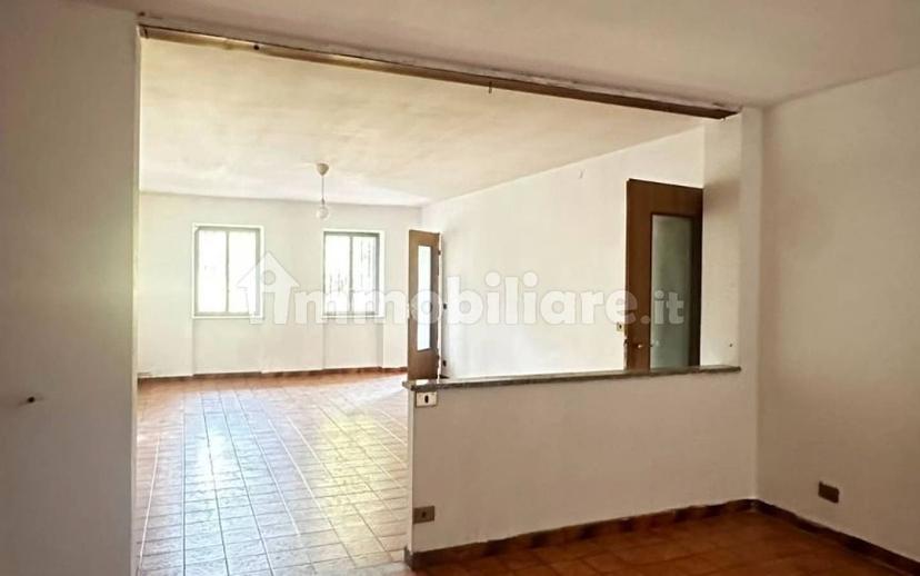 Casale frazione San Giulio 166, San Damiano d'Asti — foto 3 di 8