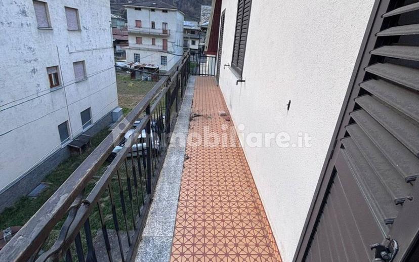 Terratetto unifamiliare via XXV Aprile, 20, Centro, Grosio — foto 4 di 23