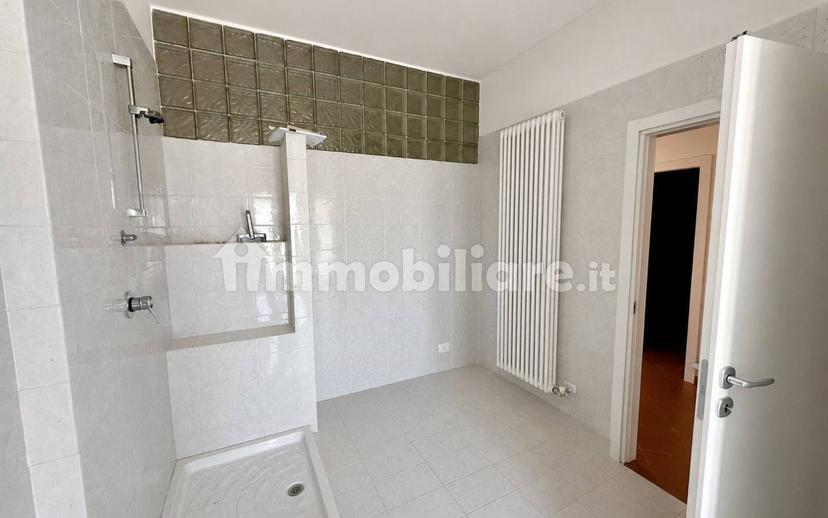 Quadrilocale via Alpone 18, Centro, Montecchia di Crosara — foto 17 di 24