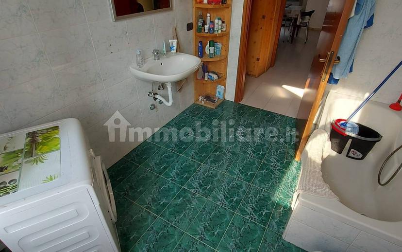 Trilocale via Piave, Centro, Sesto Calende — foto 6 di 13
