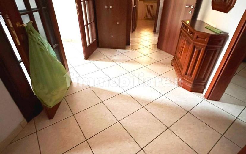 Trilocale via Fratelli Masini, Centro, Montale — foto 2 di 17