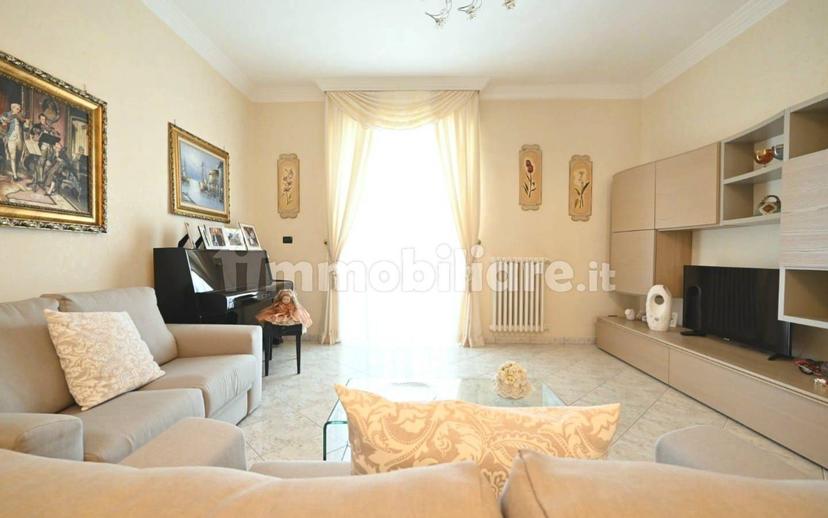 Quadrilocale via Carlo Pisacane 10, Centro, Alberobello — foto 4 di 19