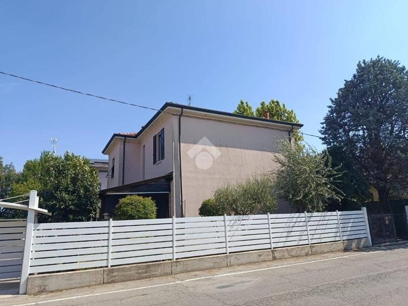 Trilocale ottimo stato, primo piano, Villanova, Forlì — foto 15 di 20