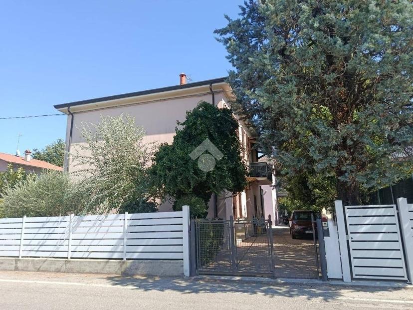 Trilocale ottimo stato, primo piano, Villanova, Forlì — foto 20 di 20