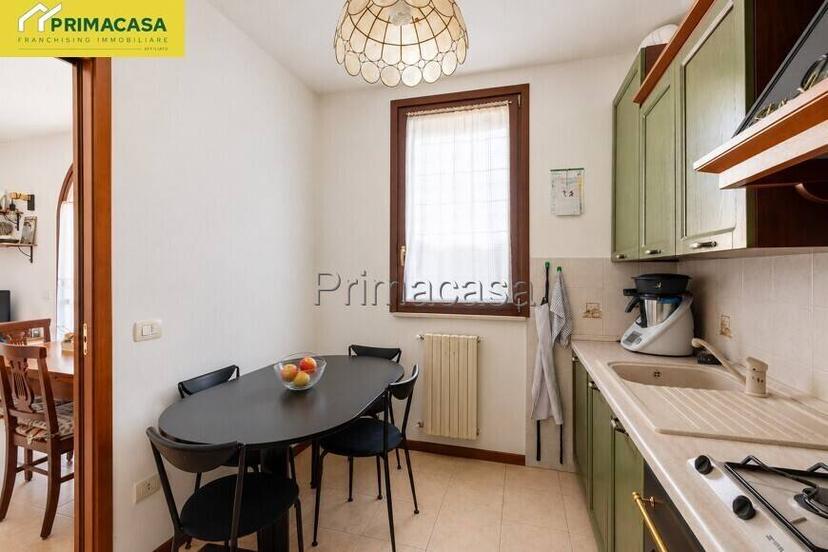 Bilocale via dei Casari, Correggio — foto 5 di 16
