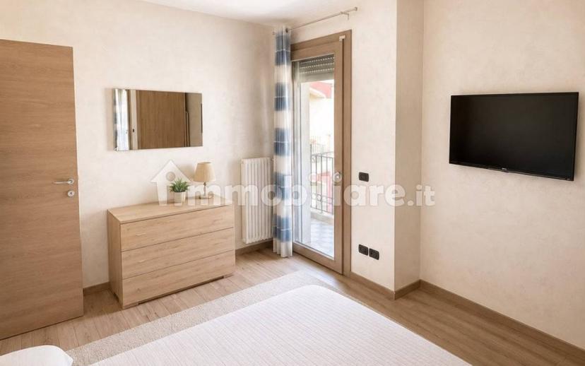 Appartamento via Camillo Cavour, Centro, Ponte San Nicolò — foto 10 di 12