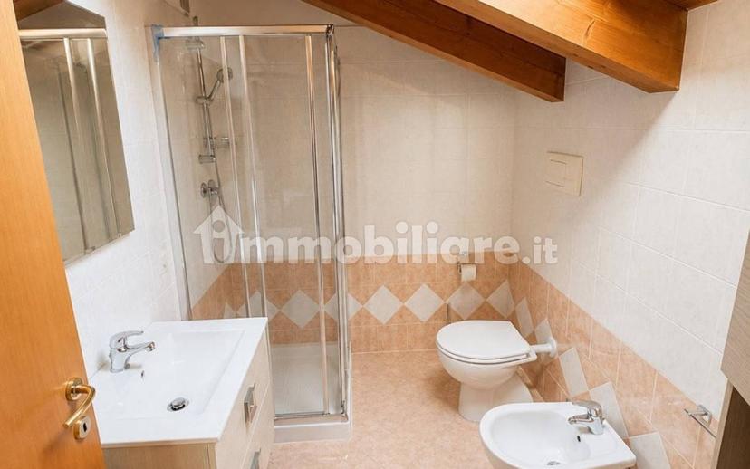 Appartamento via Camillo Cavour, Centro, Ponte San Nicolò — foto 9 di 12