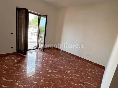 Appartamento via Mergataro No Number, Centro, Formia — foto 2 di 14