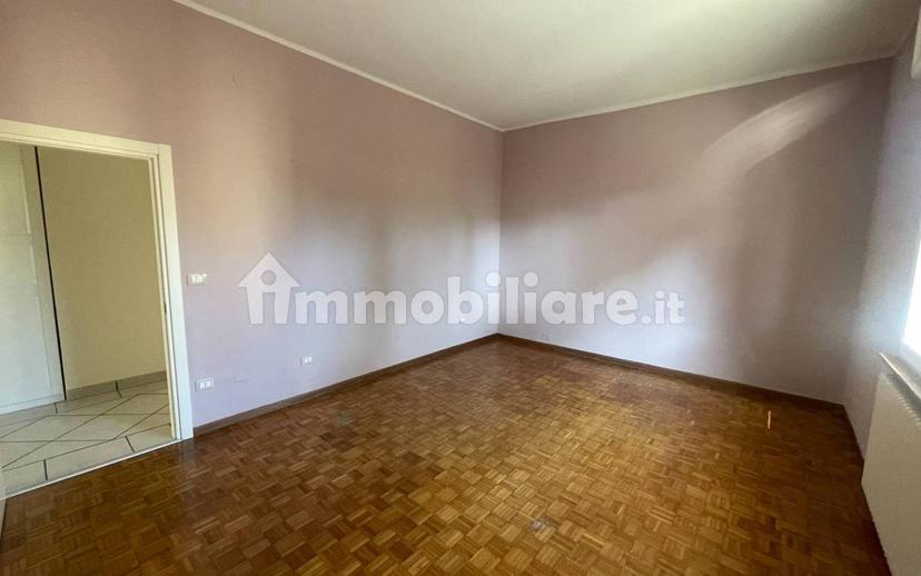 Appartamento via Innocenzo da Imola 14, Spazzoli - Medaglie D'Oro, Forlì — foto 9 di 16