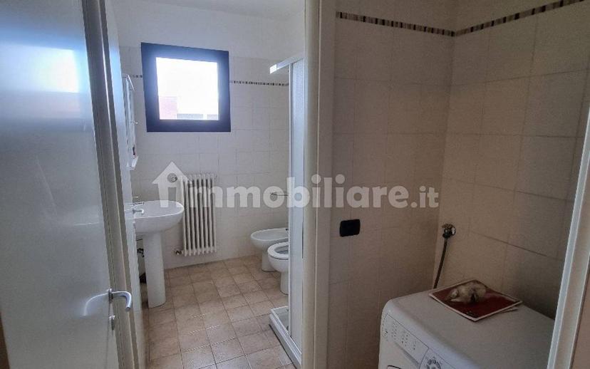 Bilocale buono stato, terzo piano, San Prospero - Tribunale, Reggio Emilia — foto 8 di 8
