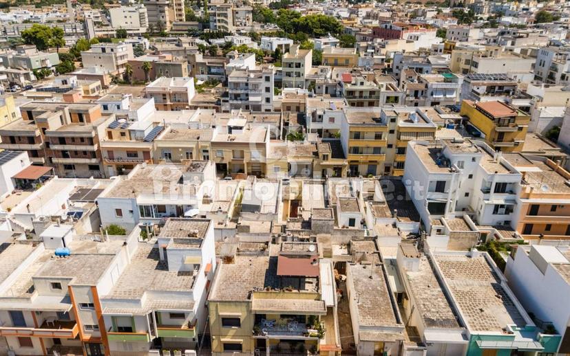 Appartamento via Quinto Ennio, Casarano — foto 16 di 21