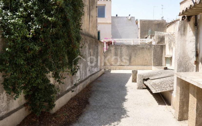 Terratetto unifamiliare Ronco Tellaro 4, Centro, Noto — foto 6 di 14