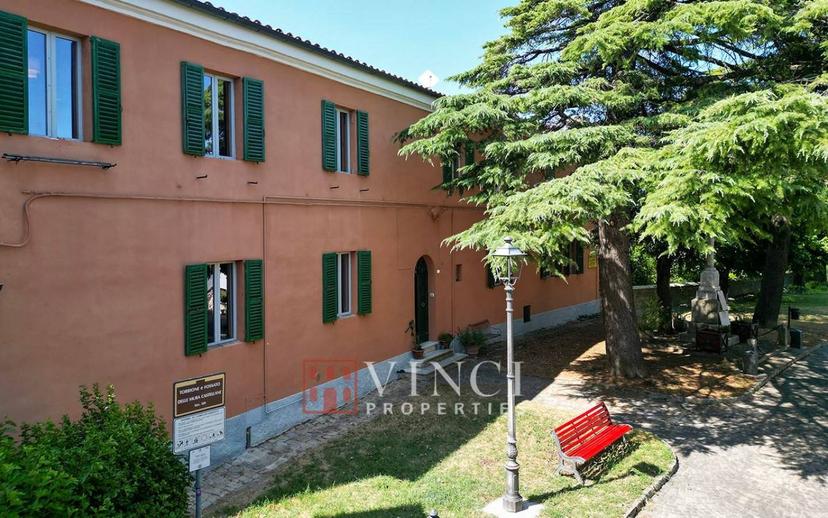 Terratetto unifamiliare 402 m², ottimo stato, Centro, Rosora — foto 16 di 32
