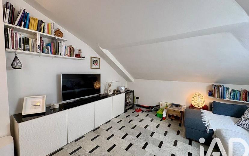 Trilocale piazzetta del centro 18, Pineta, Arenzano — foto 12 di 17