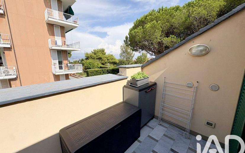 Trilocale piazzetta del centro 18, Pineta, Arenzano — foto 10 di 17