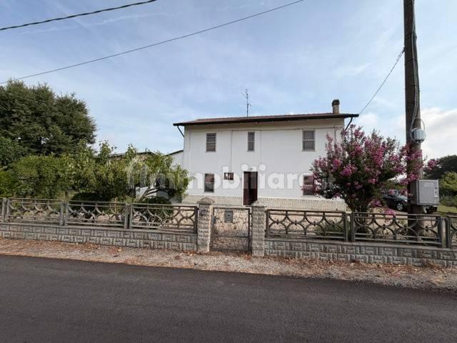 Villa unifamiliare, da ristrutturare, 230 m², Bertinoro — foto 7 di 34