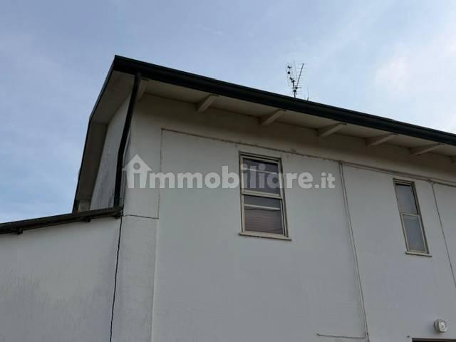 Villa unifamiliare, da ristrutturare, 230 m², Bertinoro — foto 2 di 34