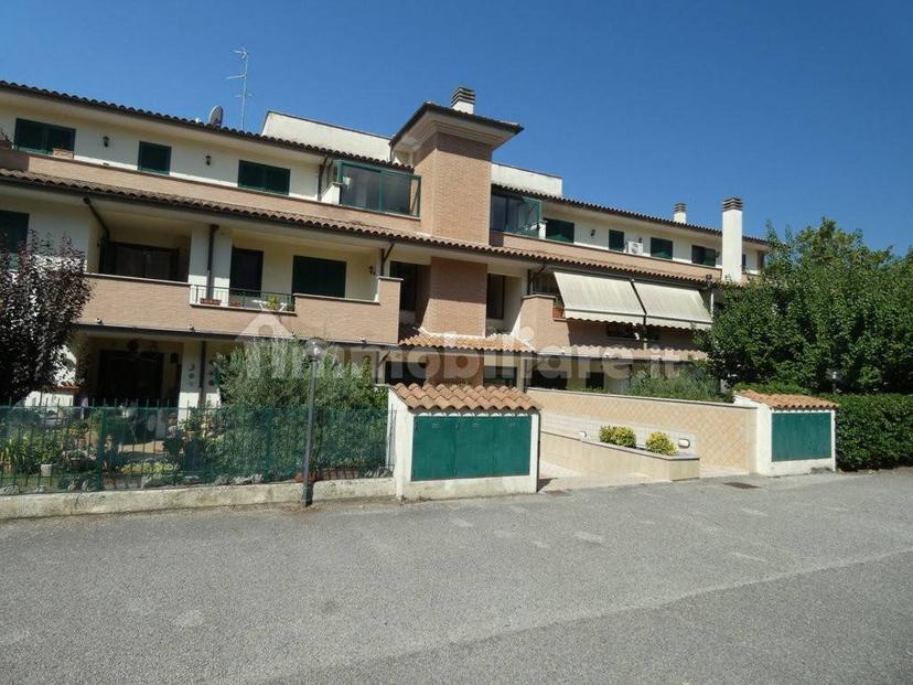 Trilocale viale Giuseppe Verdi 1, Cantalupo in Sabina — foto 14 di 31