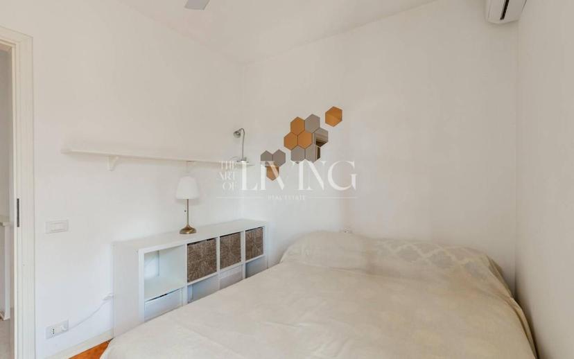 Villa a schiera via C. B. Cavour,  84, Pietrasanta