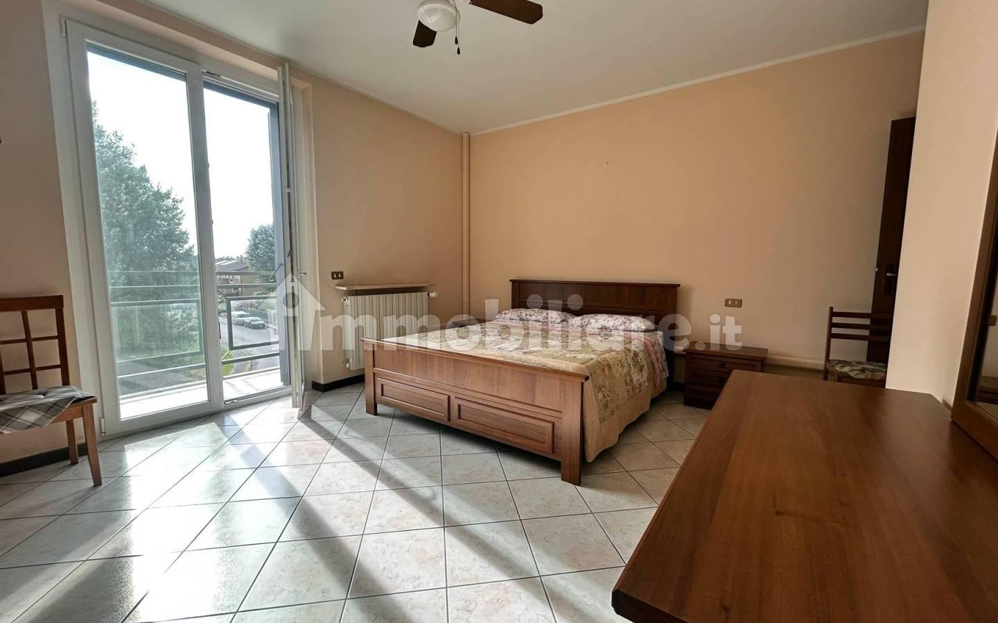 Trilocale via Egidio d'Adda 26, Centro, Casalpusterlengo