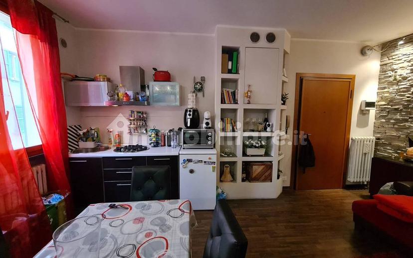 Bilocale via San Martino, Centro Storico, Reggio Emilia — foto 4 di 16