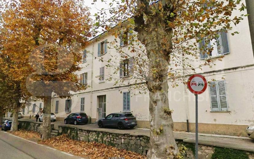 Bilocale via Vittorio Veneto, 64, Varano Borghi — foto 4 di 16