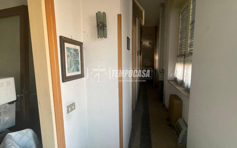 Trilocale via G. MATTEOTTI, Cesano Maderno — foto 9 di 33