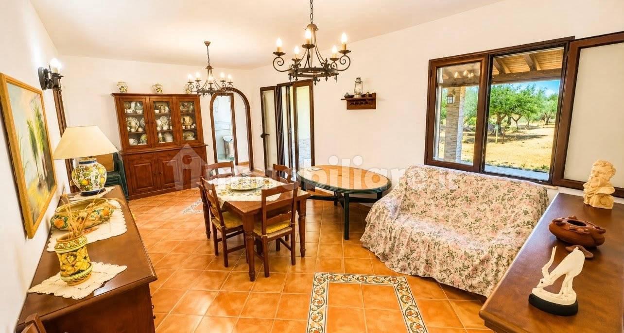 Villa unifamiliare Contrada Cartabubbo, Sciacca