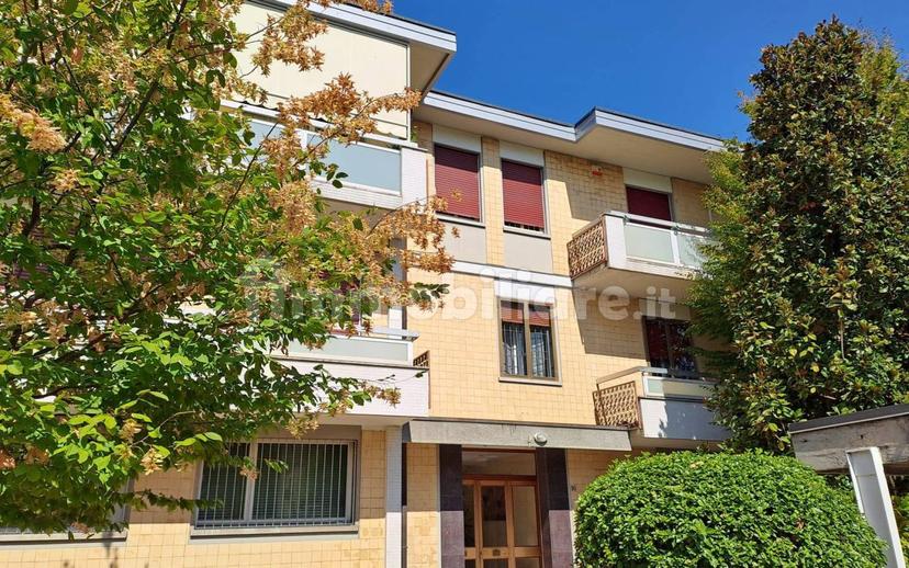 Appartamento via Cappuccini 16, Centro, San Giovanni in Persiceto — foto 16 di 57