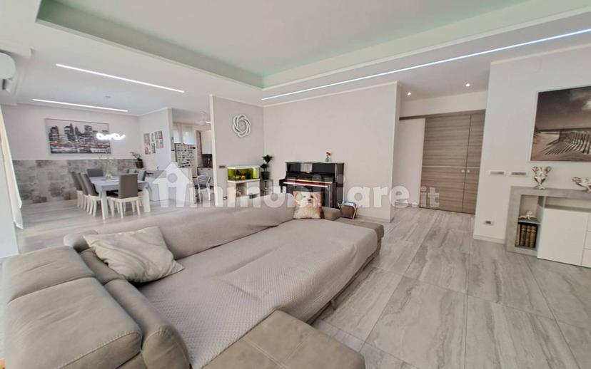 Appartamento via Cappuccini 16, Centro, San Giovanni in Persiceto — foto 11 di 57