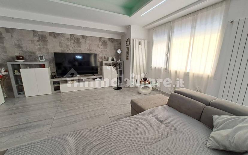 Appartamento via Cappuccini 16, Centro, San Giovanni in Persiceto — foto 10 di 57