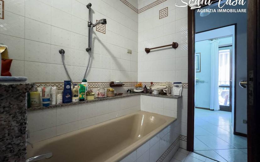 Appartamento in villa via Roma, Centro, Fontaneto d'Agogna — foto 18 di 37