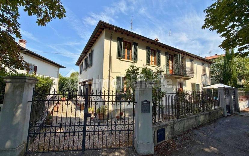 Villa bifamiliare viale Eduino Francini, Centro, Sansepolcro — foto 50 di 51