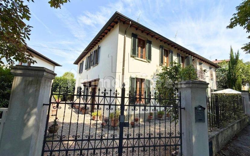 Villa bifamiliare viale Eduino Francini, Centro, Sansepolcro — foto 23 di 51