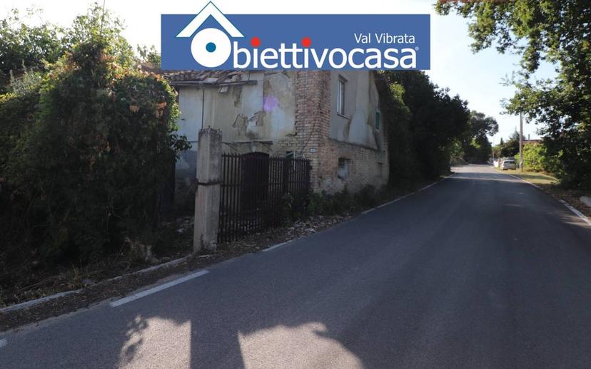 Rustico via Accattapane 49, Corropoli — foto 3 di 14