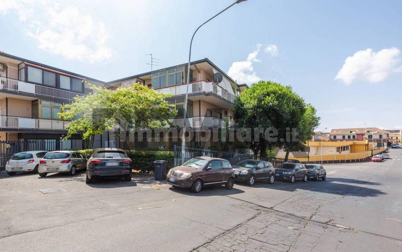 Appartamento via Aldo Moro 30, Centro, Gravina di Catania — foto 27 di 32