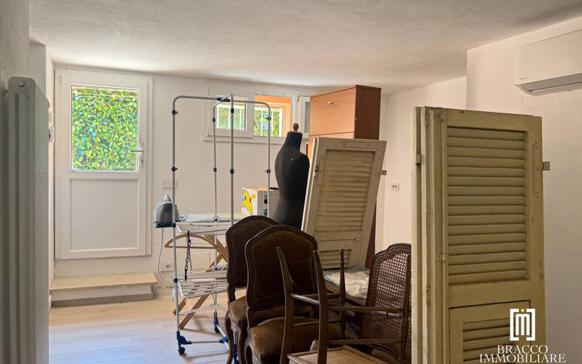 Villa bifamiliare piazza Italia, Centro, Loano — foto 27 di 35