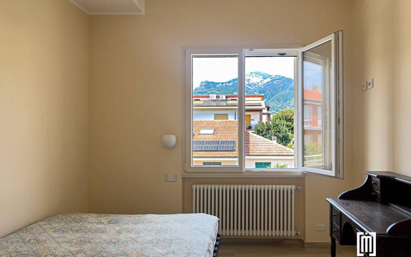 Villa bifamiliare piazza Italia, Centro, Loano — foto 24 di 35