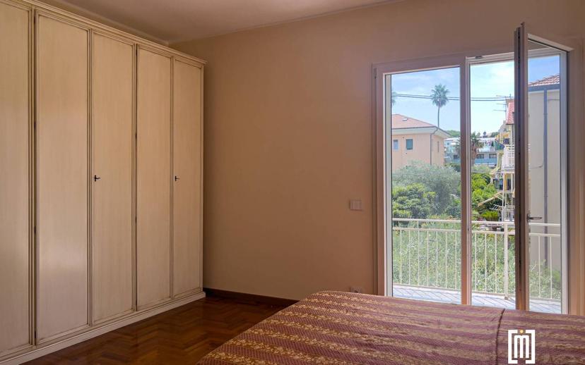 Villa bifamiliare piazza Italia, Centro, Loano — foto 18 di 35
