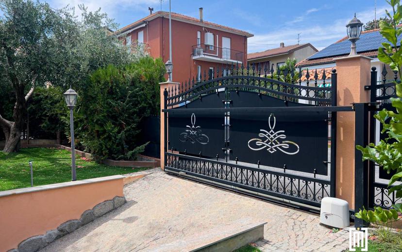 Villa bifamiliare piazza Italia, Centro, Loano — foto 34 di 35
